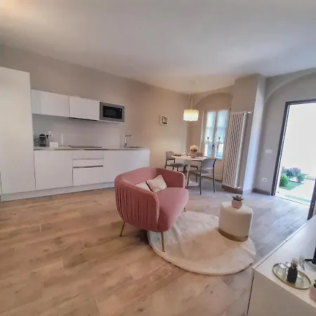 Alessia Apartment *